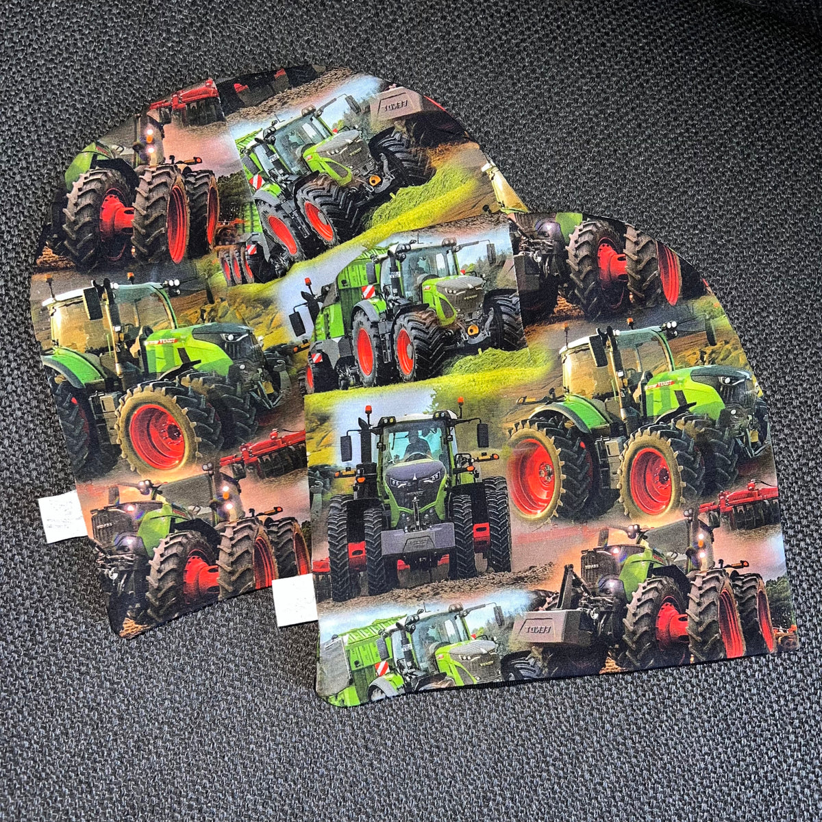 Lue med ullfor – Fendt Traktor