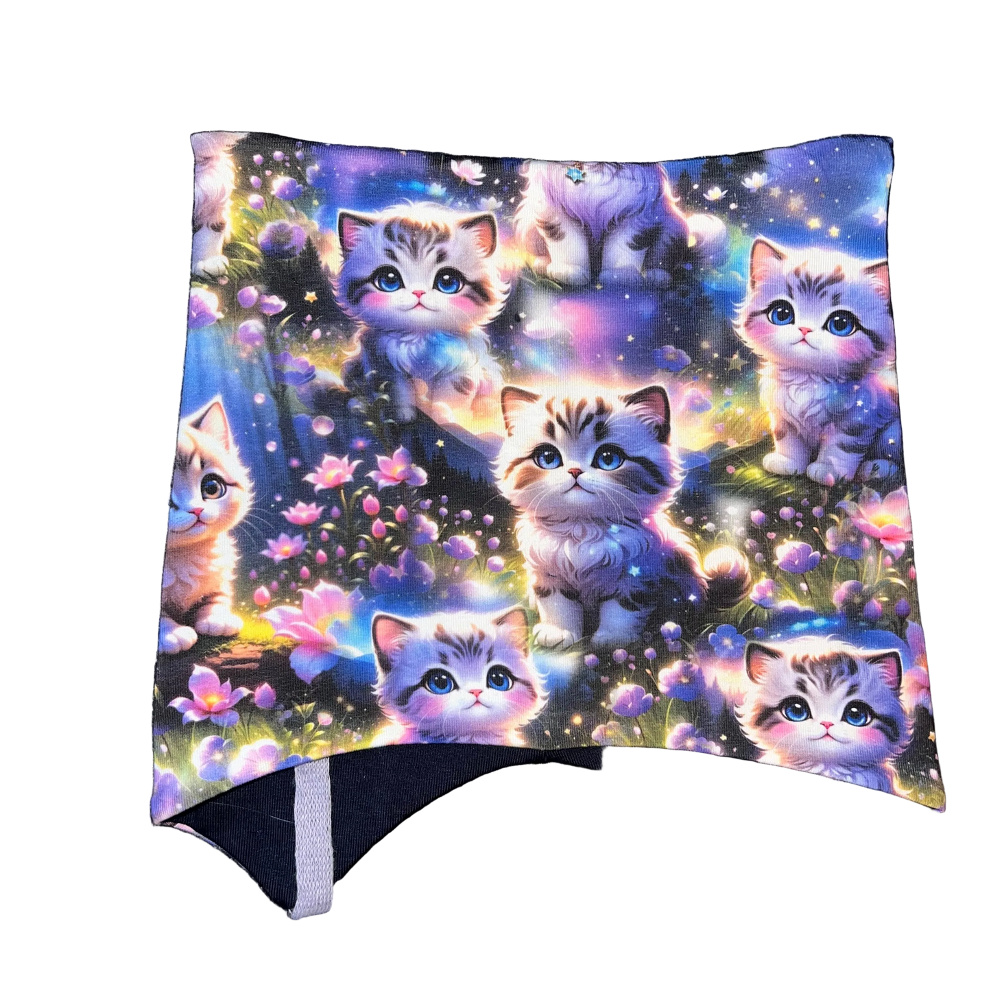 Knyttelue til barn med søte katter