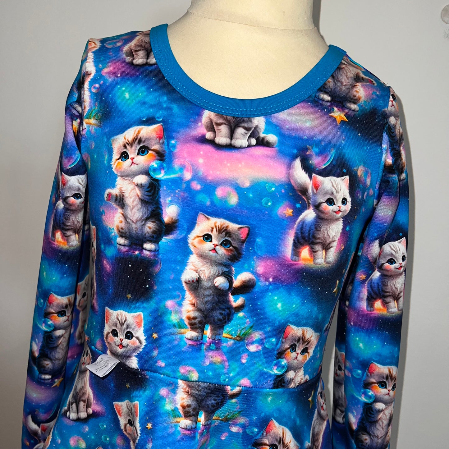 Kjole Katt m/lang erm