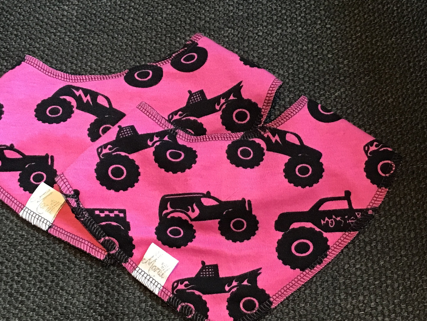 Smekke rosa monstertruck