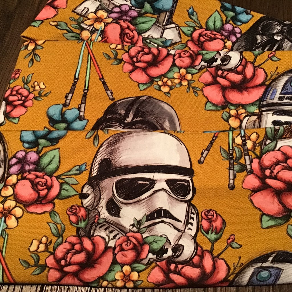 Pannebånd gul floralwars