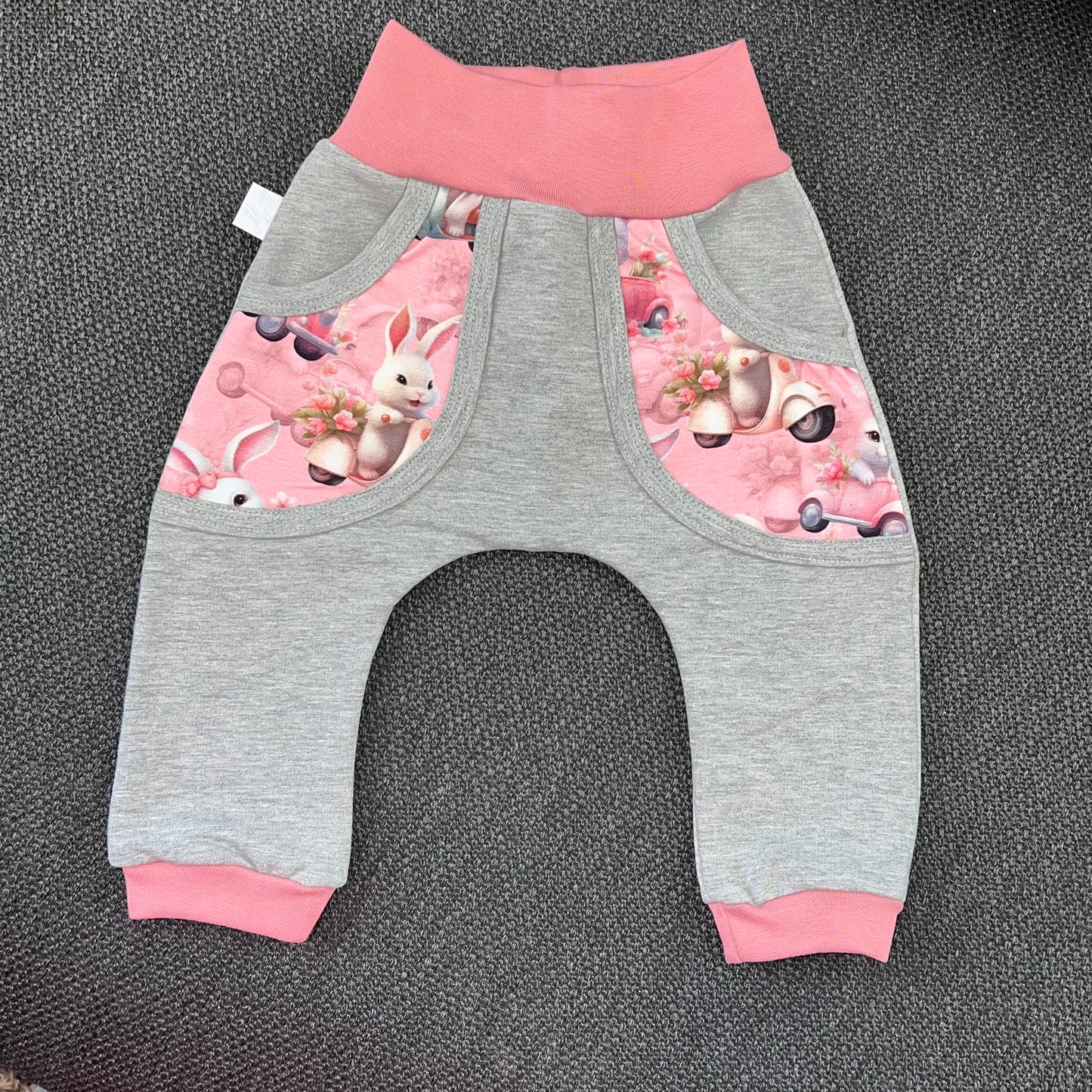 Babybukse rosa kaniner