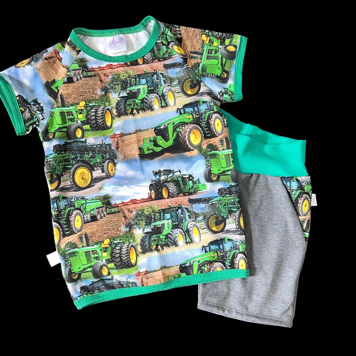 Sommersett Traktor John Deere shorts og t-skjorte sett