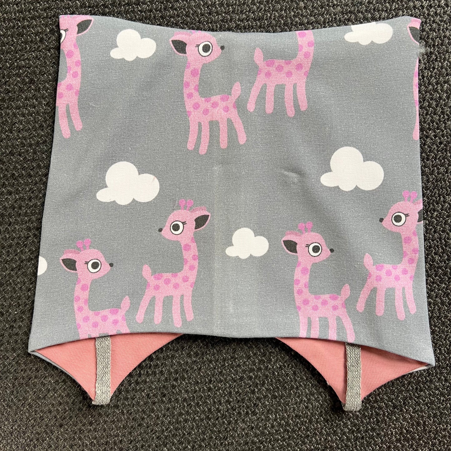 Knyttelue Rosa Bambiraff