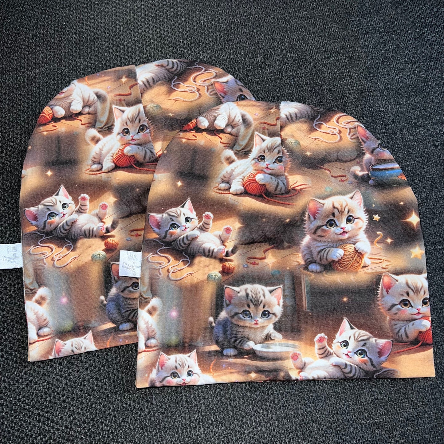 Nøstekatt Lue