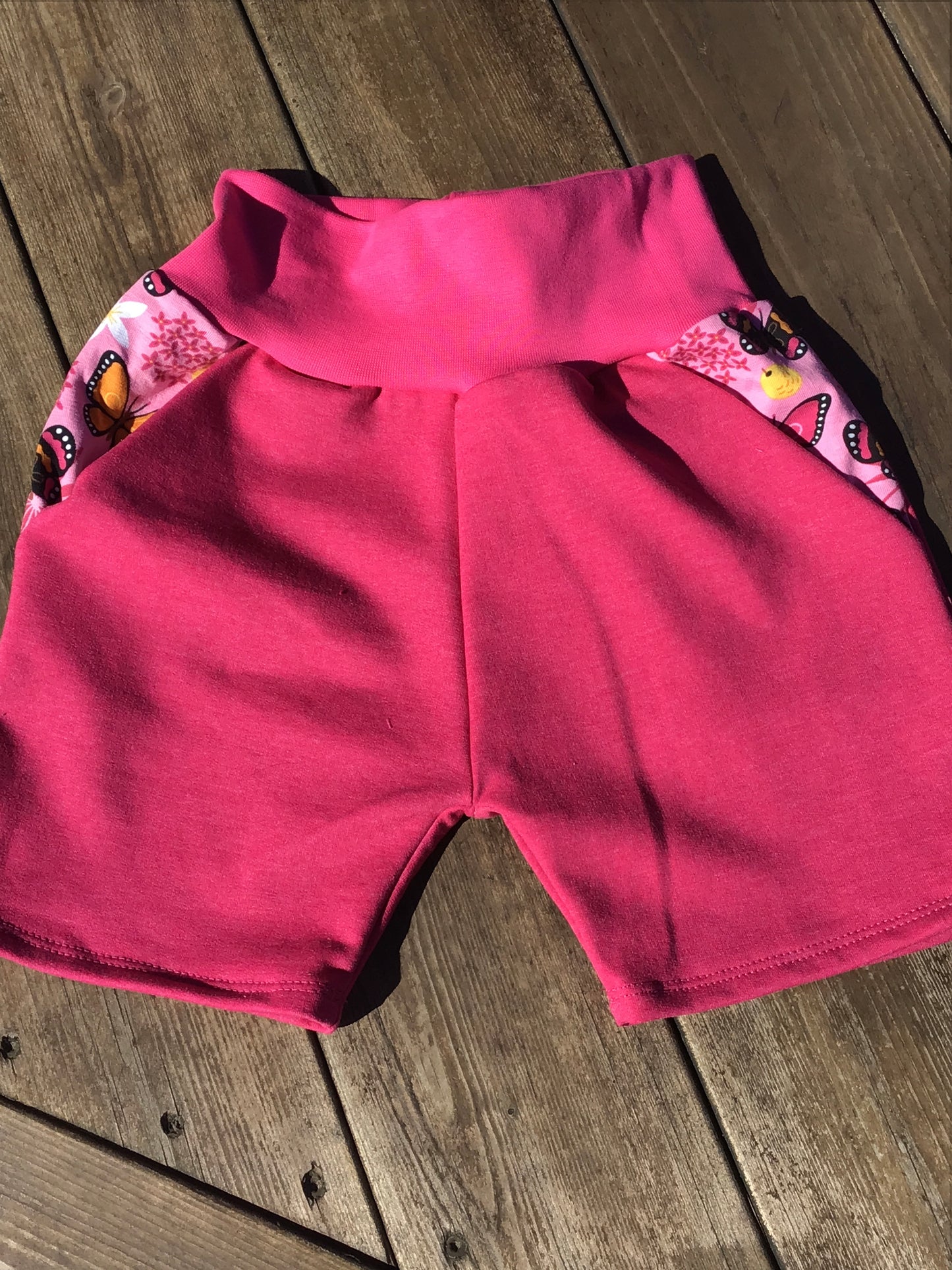 Shorts rosa sommerguggel